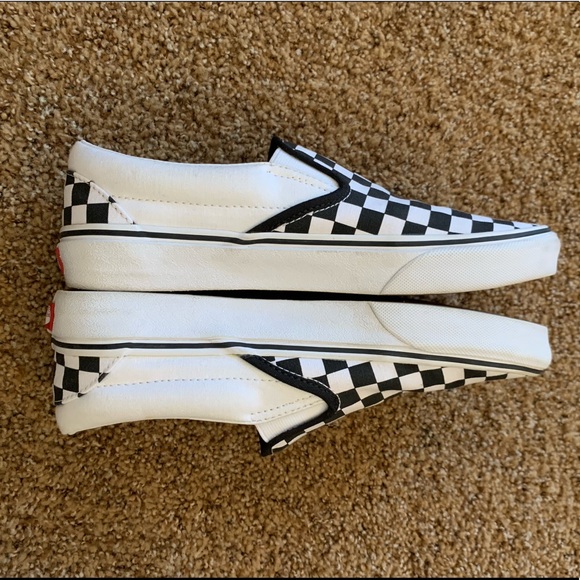 Custom WHITE checkered vans - Picture 2 of 4